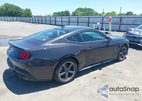 2024 Ford Mustang z USA, uszkodzony, nr VIN 1FA6P8TH3R5114246